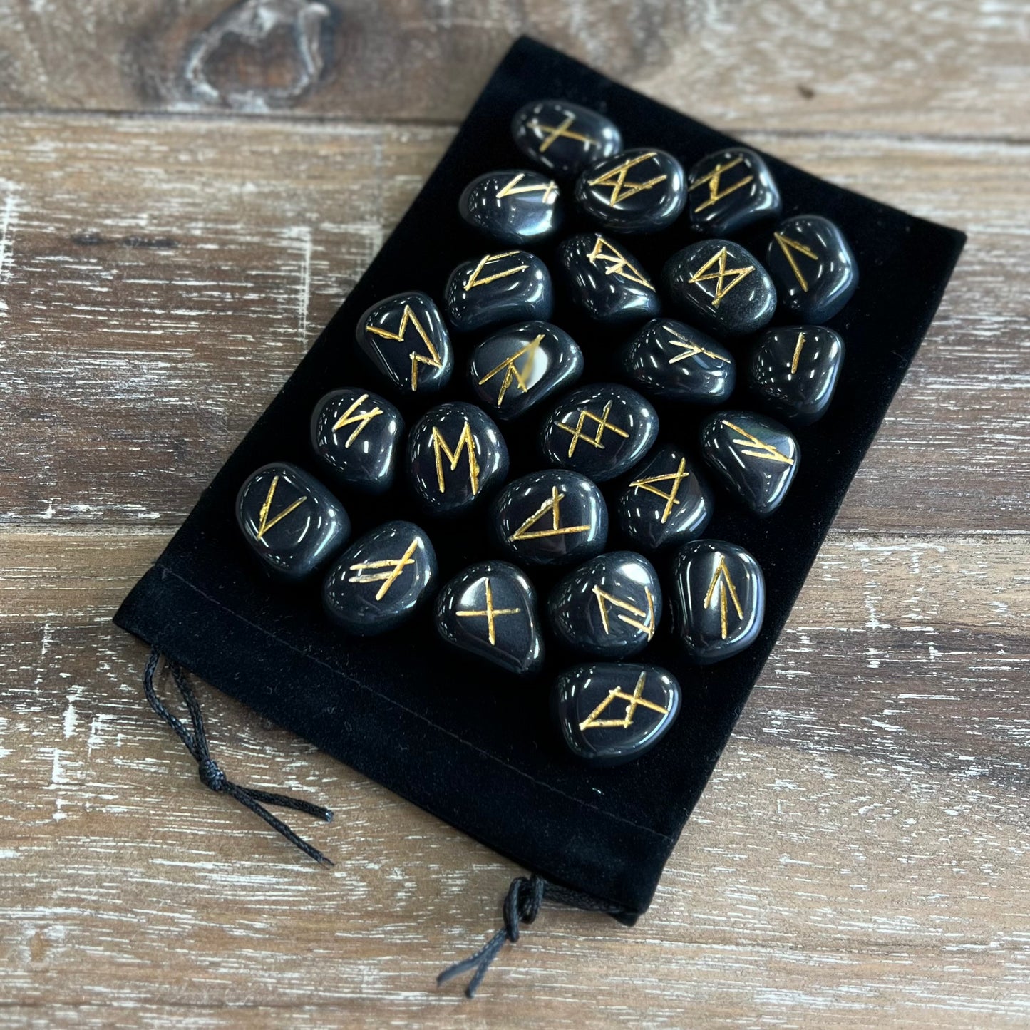 BLACK AGATE RUNE SET
