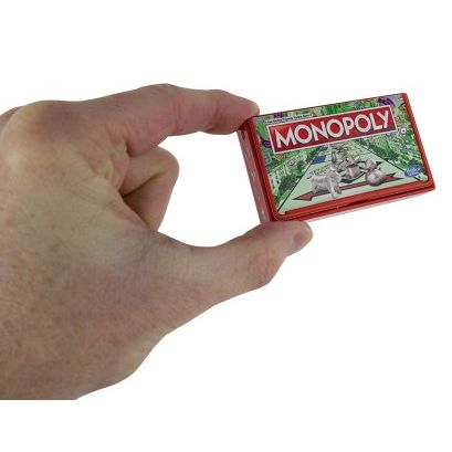 WORLD'S SMALLEST MONOPOLY