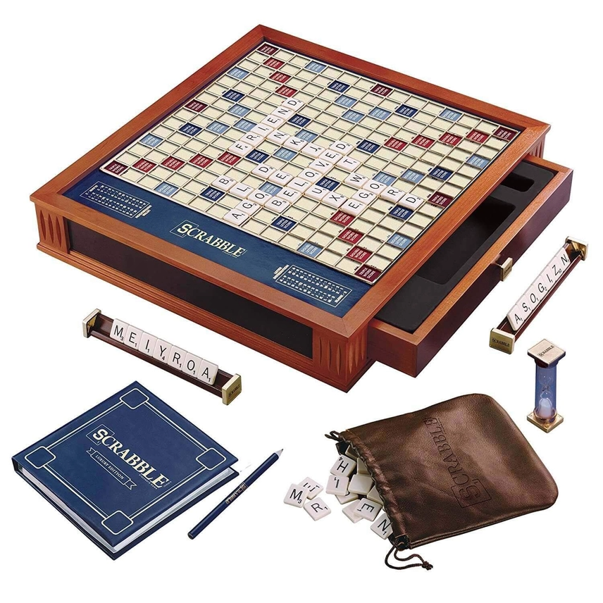 SCRABBLE LUXURY TROPHY EDITION W/ ROTATING BOARD