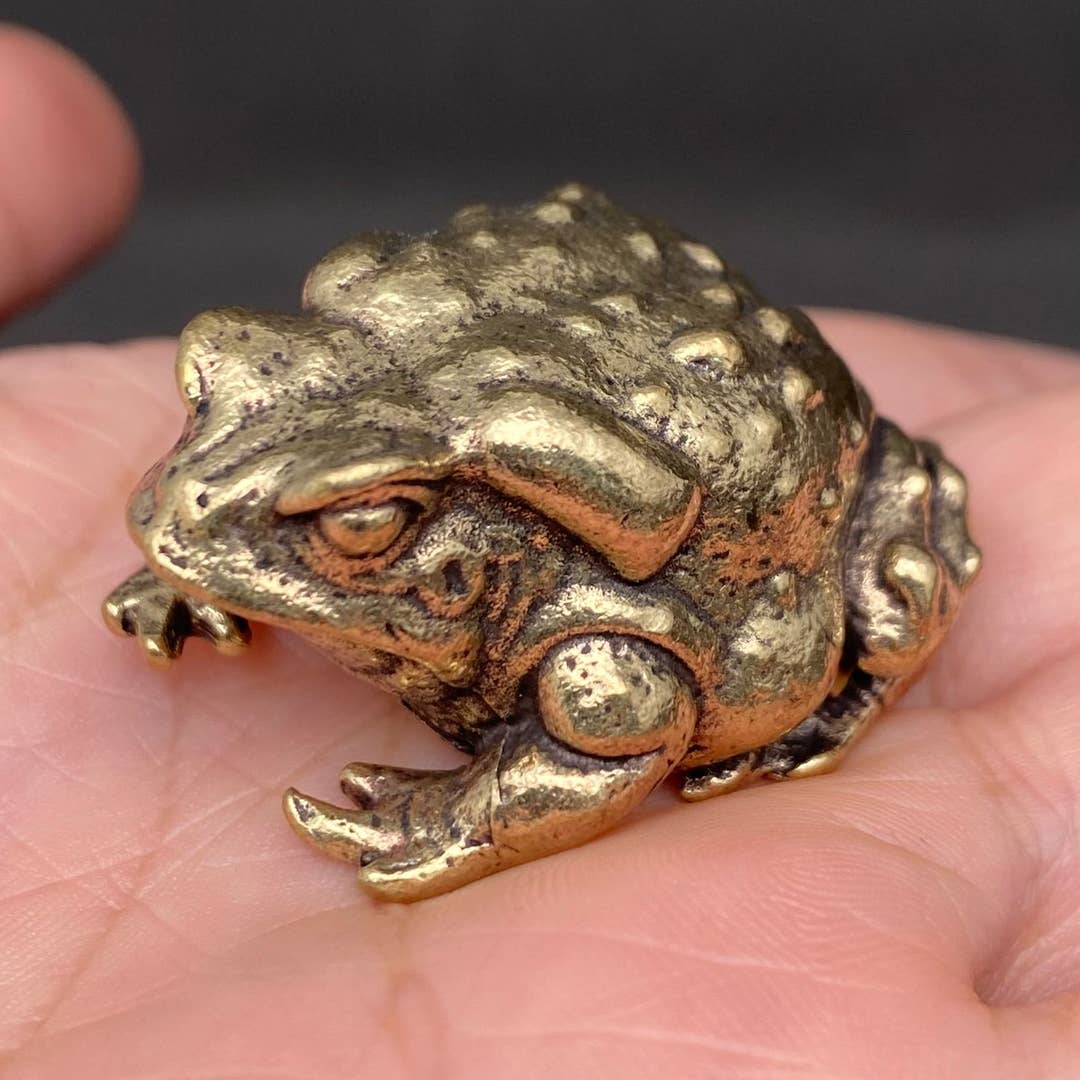 MINIATURE BRASS TOAD