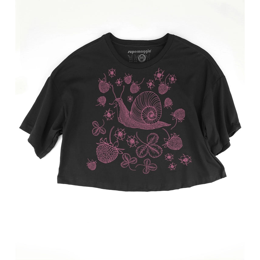 SNAIL CLOVER CROP TOP T-SHIRT BY SUPERMAGGIE