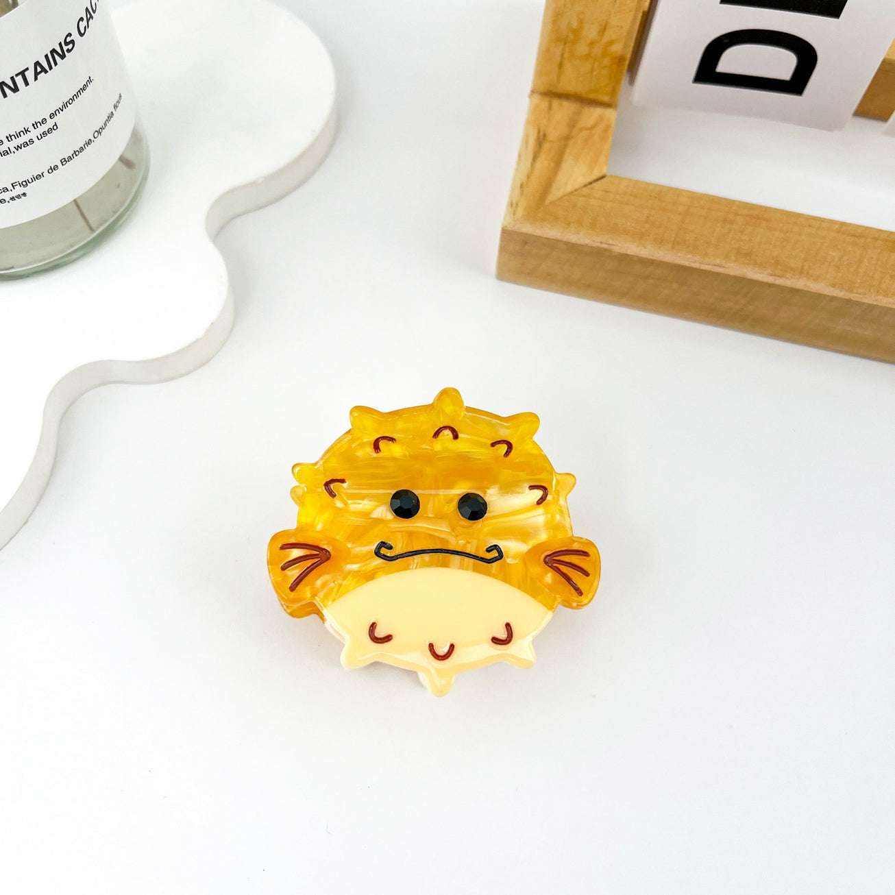 SMALL PUFFERFISH HAIR CLAW