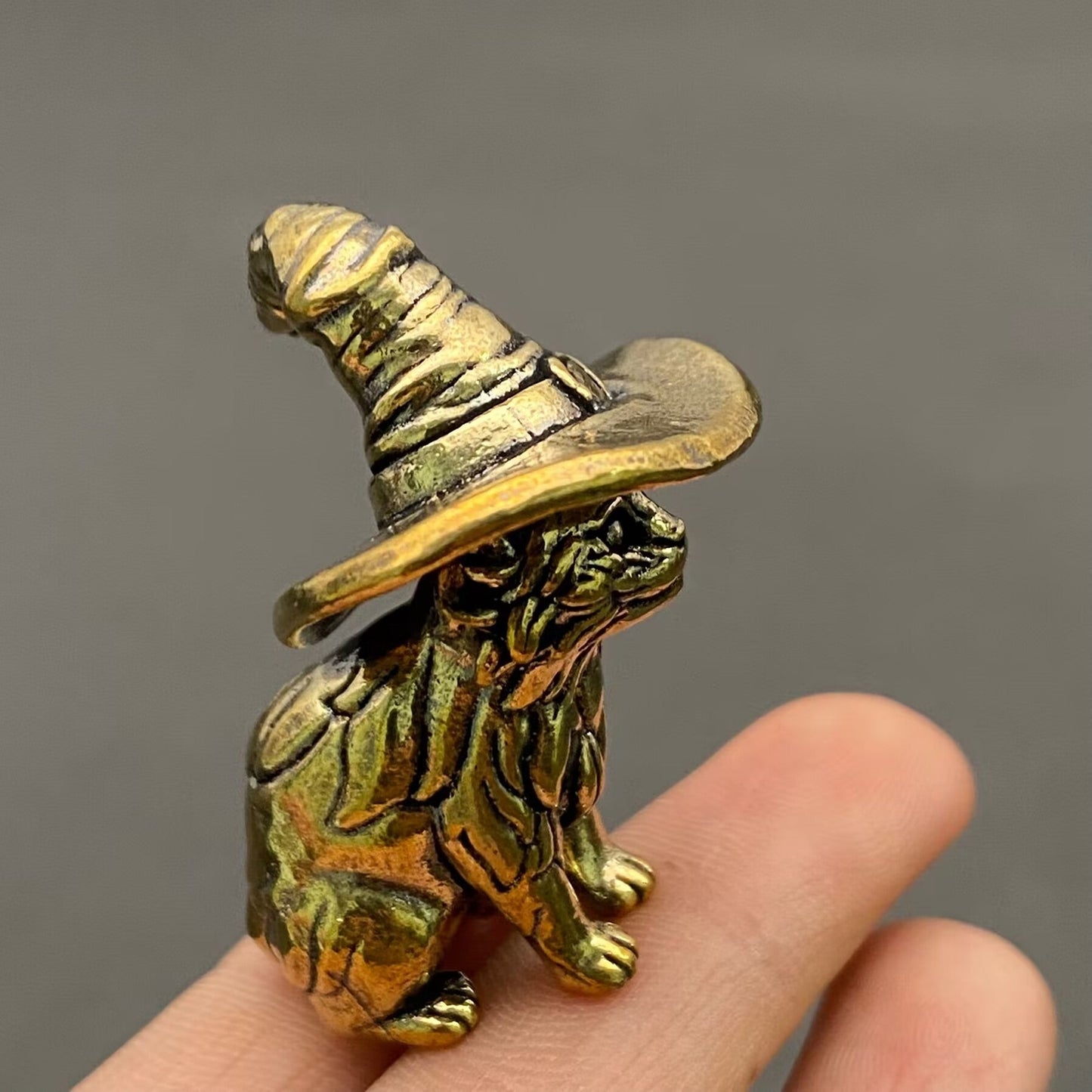 MINIATURE BRASS MAGIC CAT WIZARD