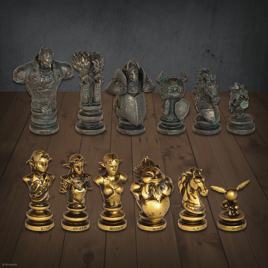 LEGEND OF ZELDA CHESS SET