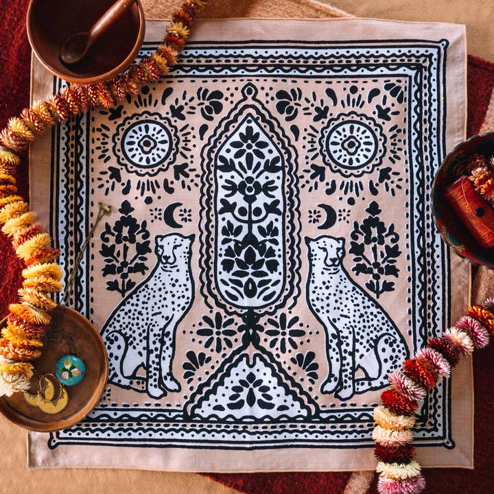 FOREVER BLOOMING BANDANA