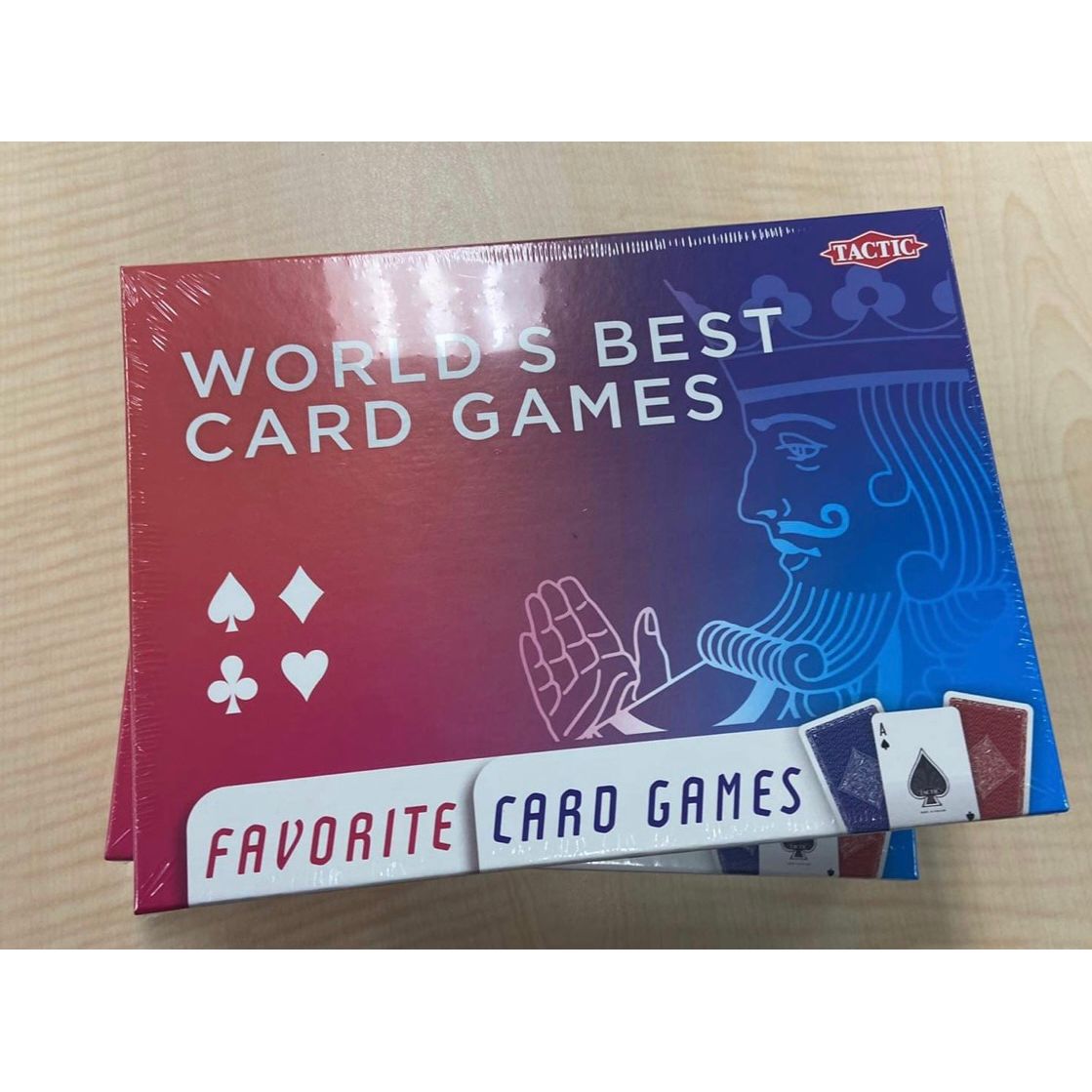 WORLD'S BEST CARD GAMES