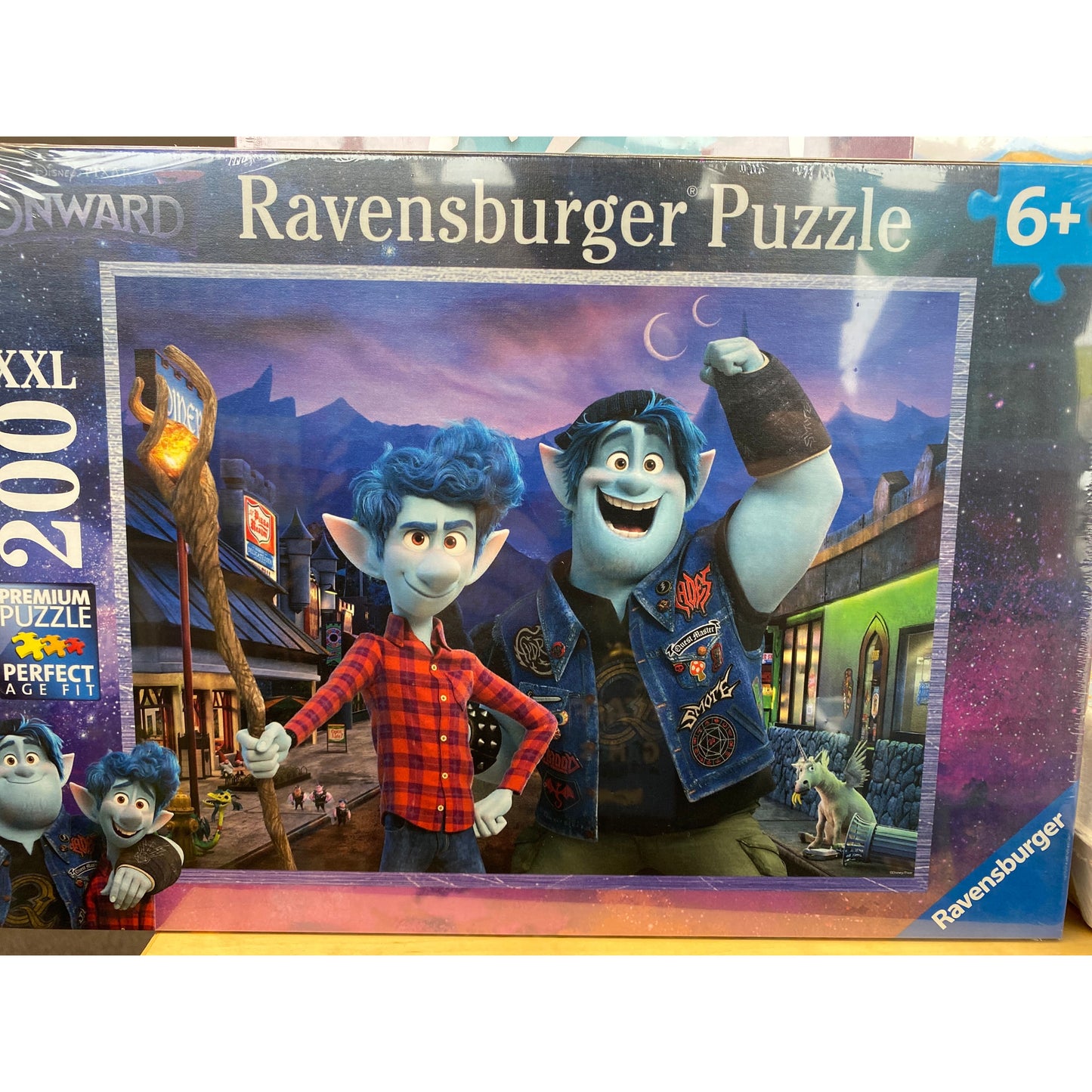 DISNEY PIXAR ONWARD 200PC