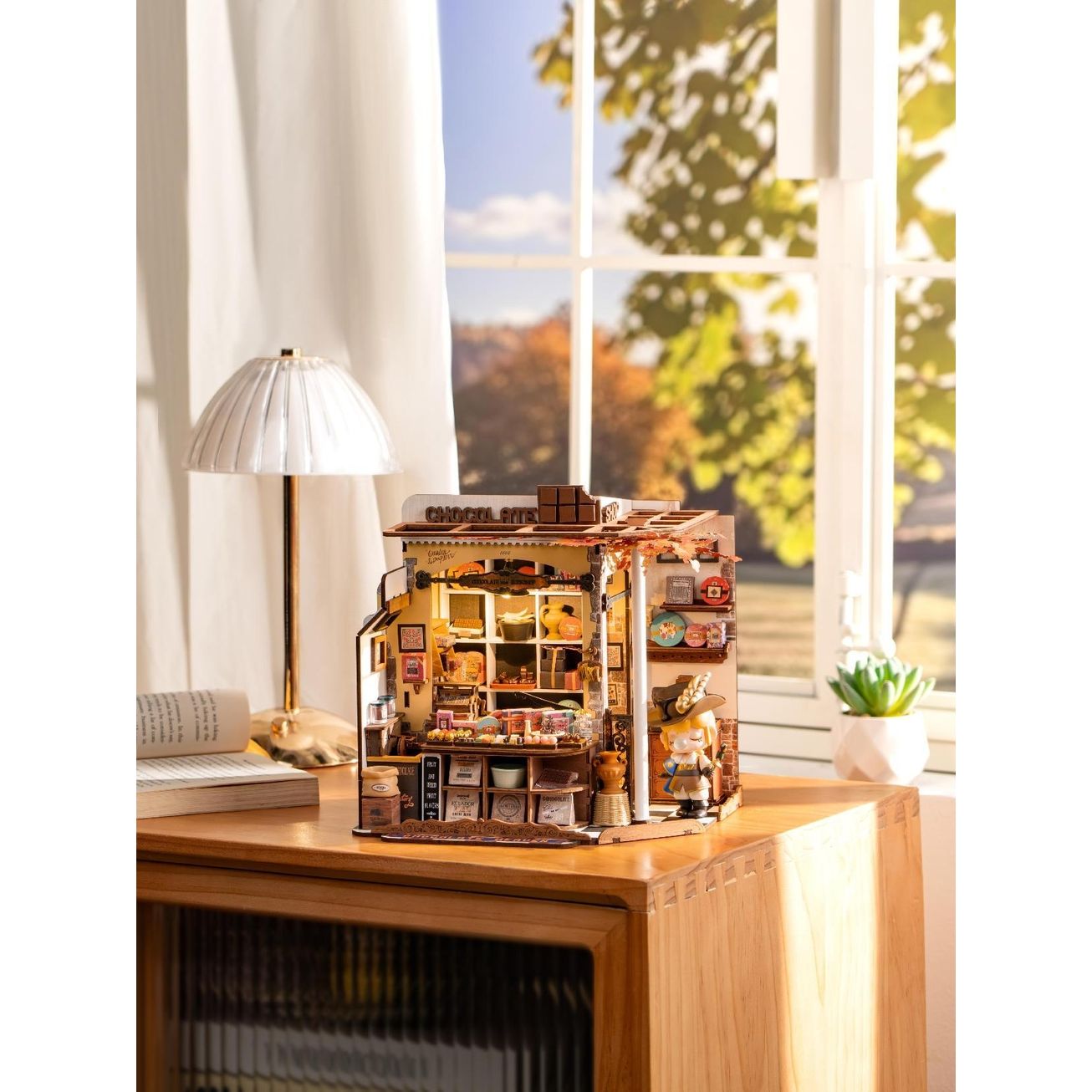 HENRY'S CHOCOLATE SHOP 3-D WOODEN MINIATURE KIT