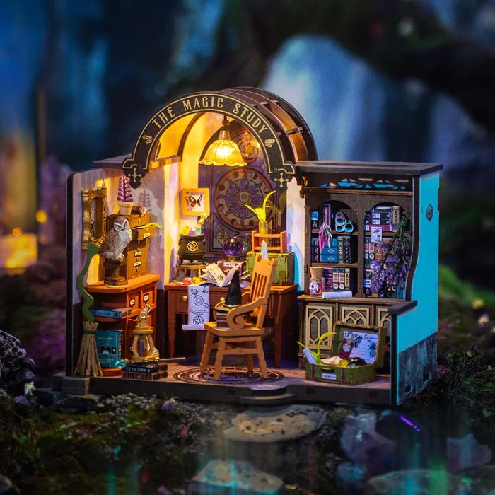 MAGIC STUDY 3-D WOODEN MINIATURE KIT