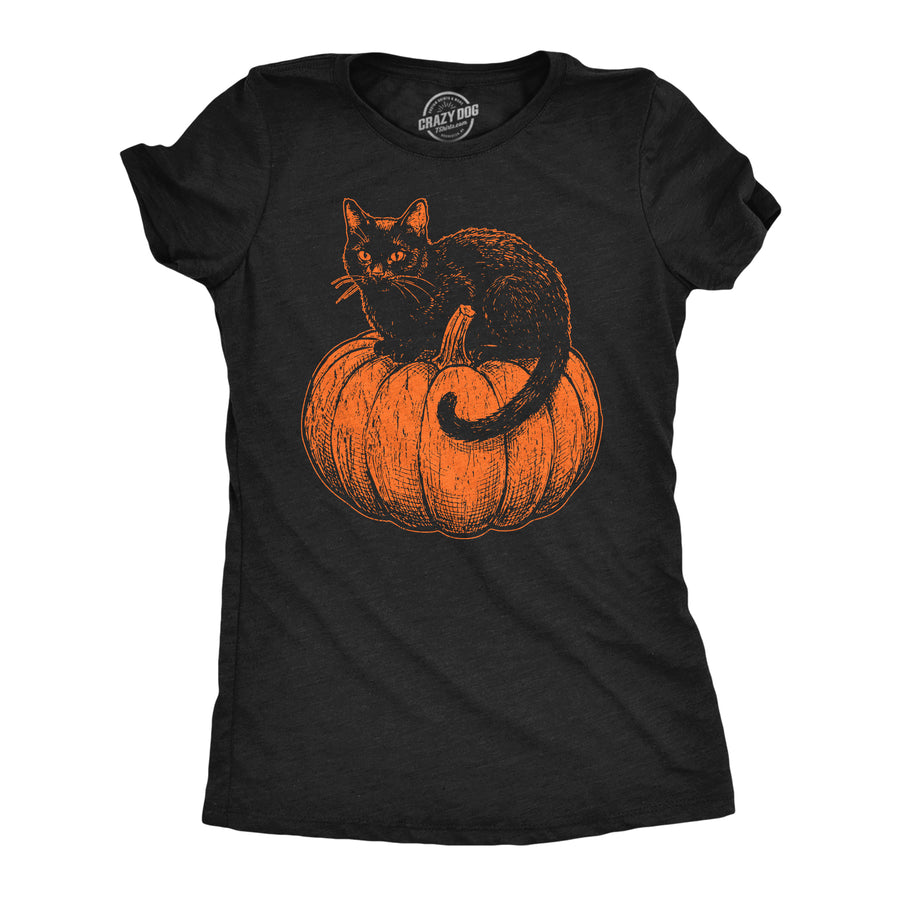 BLACK CAT ON A PUMPKIN WOMANS T-SHIRT