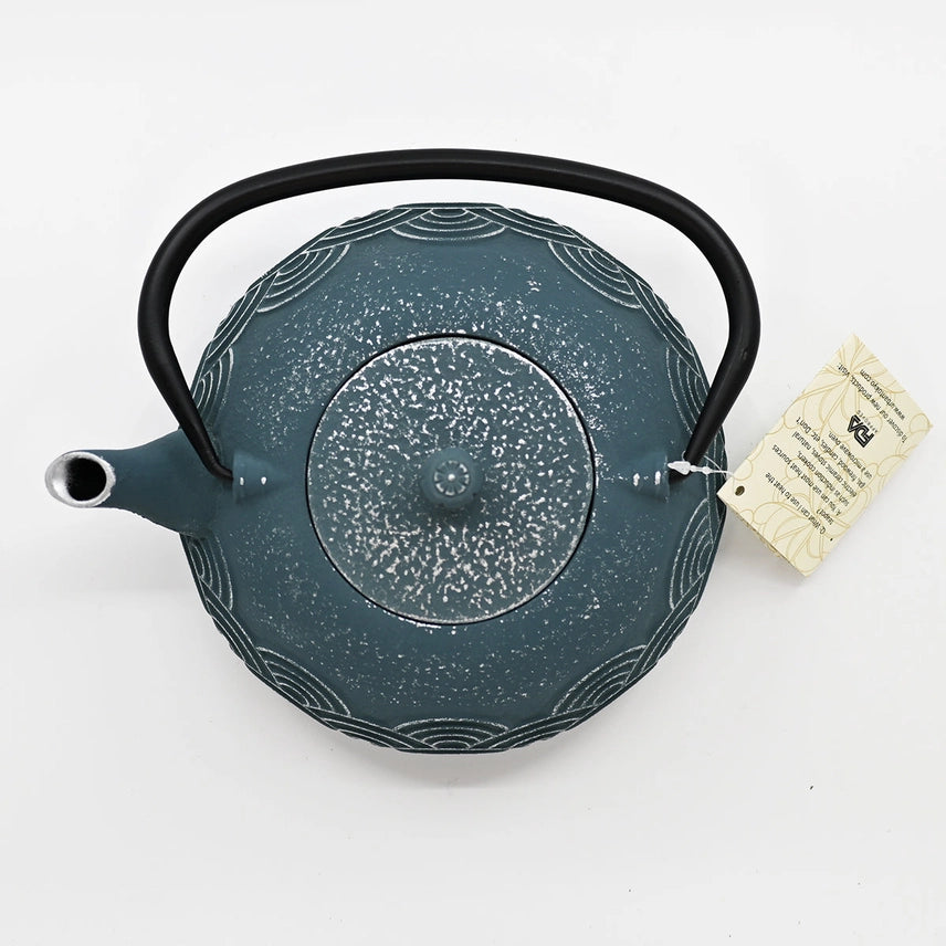 BLUE SEIGAIHA 40OZ CAST IRON TEA POT