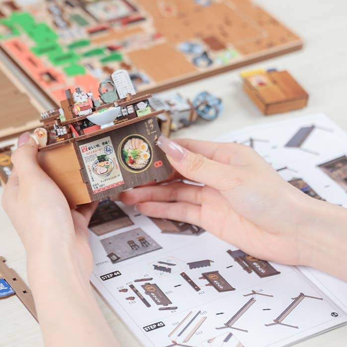 MORITA-YA RAMEN SHOP 3-D WOODEN MINIATURE BOOK NOOK KIT