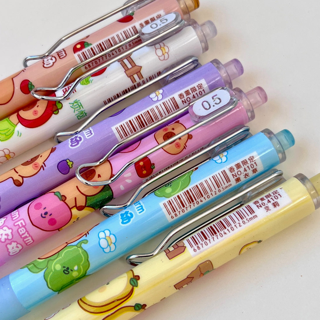 CAPYBARA VOLUME 4 BLIND BOX GEL PEN