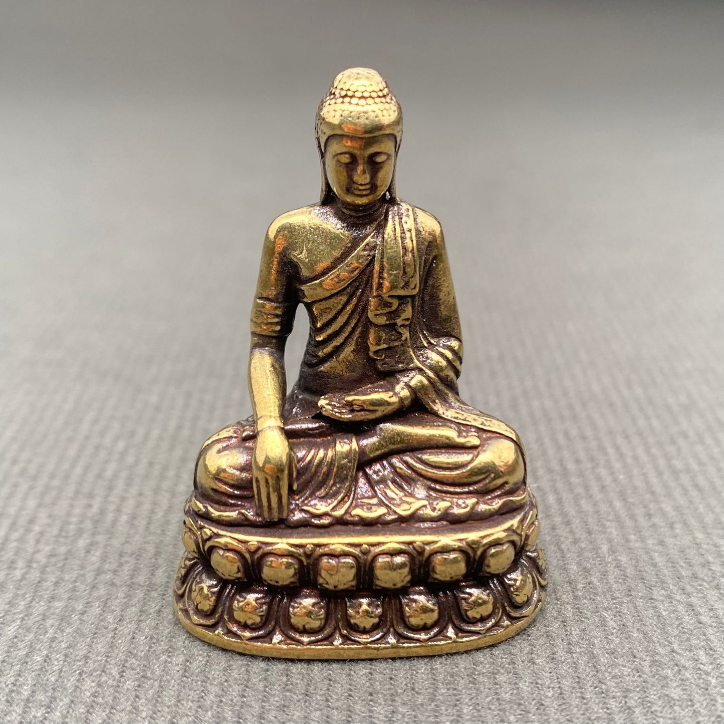 MINIATURE BRASS BUDDHA