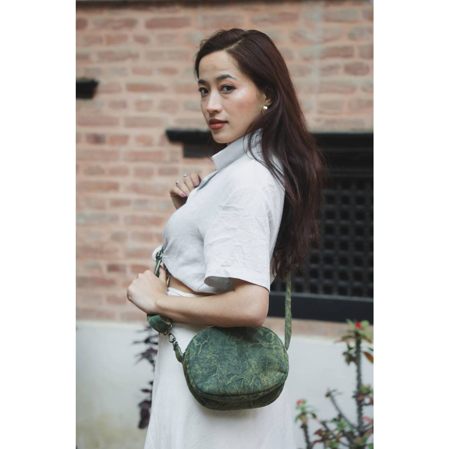 GREEN STONEWASHED CROSS BODY BAG - PILLBOX SHAPE