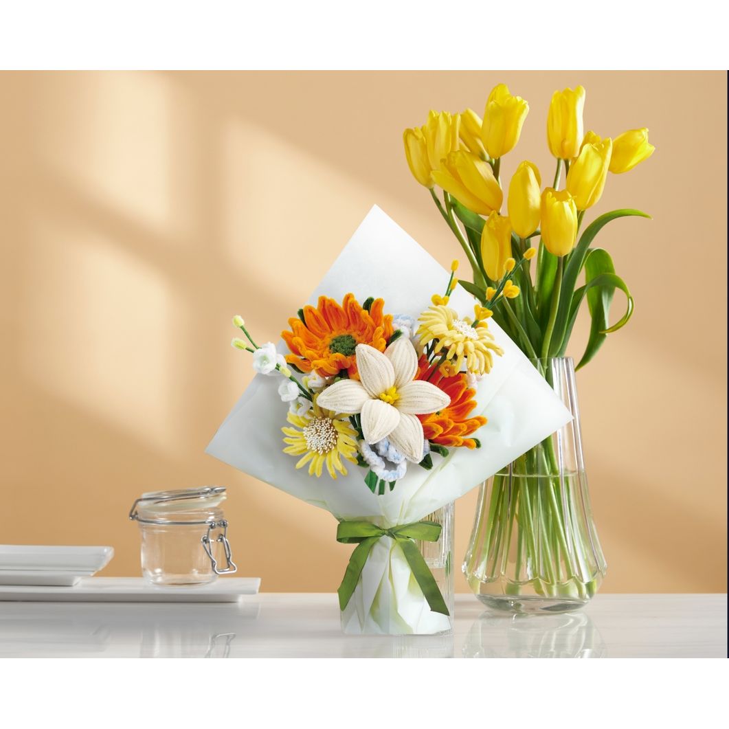 ORANGE MIX CHENILLE FLOWER KIT