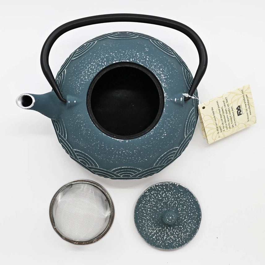 BLUE SEIGAIHA 40OZ CAST IRON TEA POT