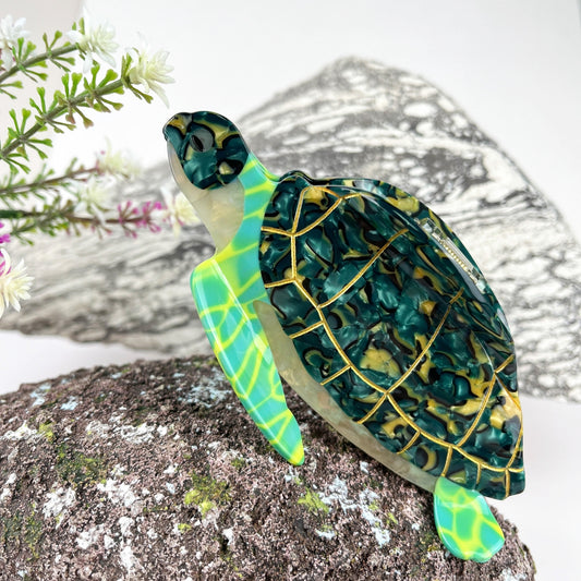 HONU SEA TURTLE HAIR CLAW CLIP