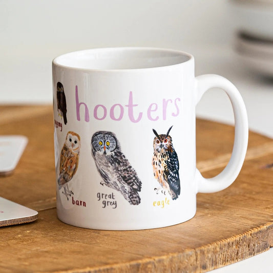 HOOTERS PUNNY OWL MUG