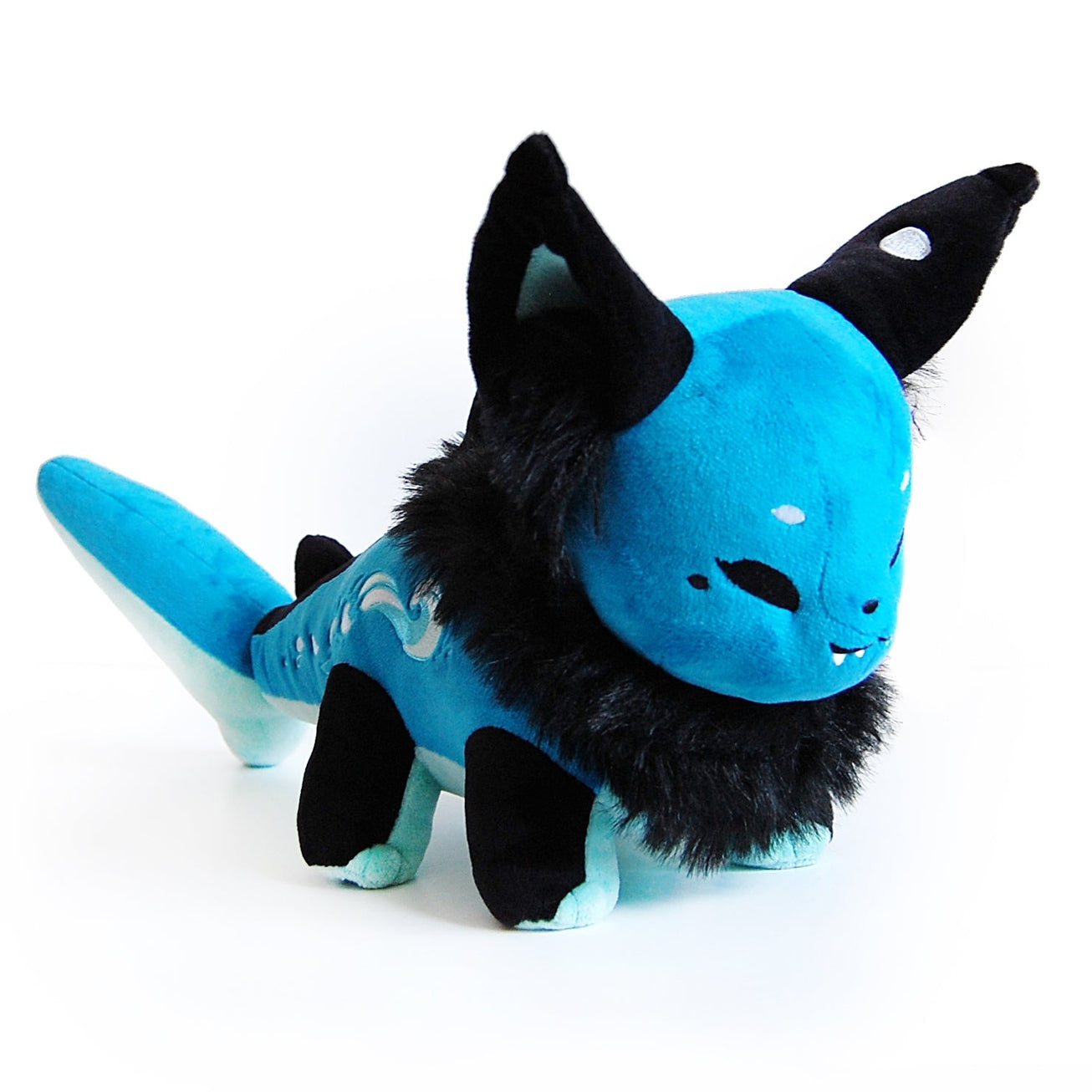 SHARK DAWNSING FOX PLUSH