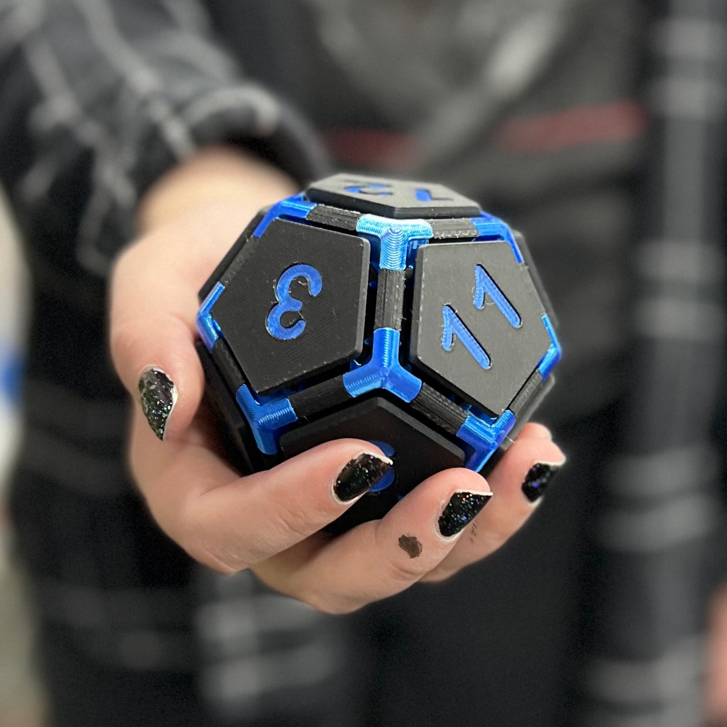 CLICKYVERSE JUMBO D12 CLICKER BLACK & BLUE