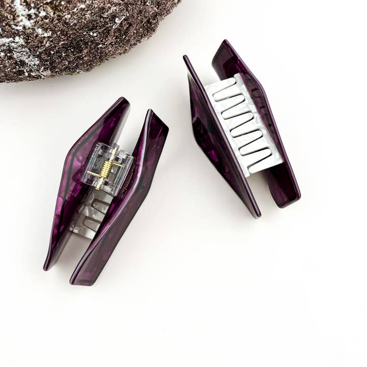VAMPIRE COFFIN HAIR CLAW