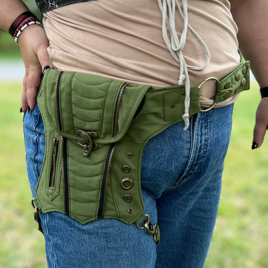 SLING HIP BAG WITH THIGH BELT (SAGE)