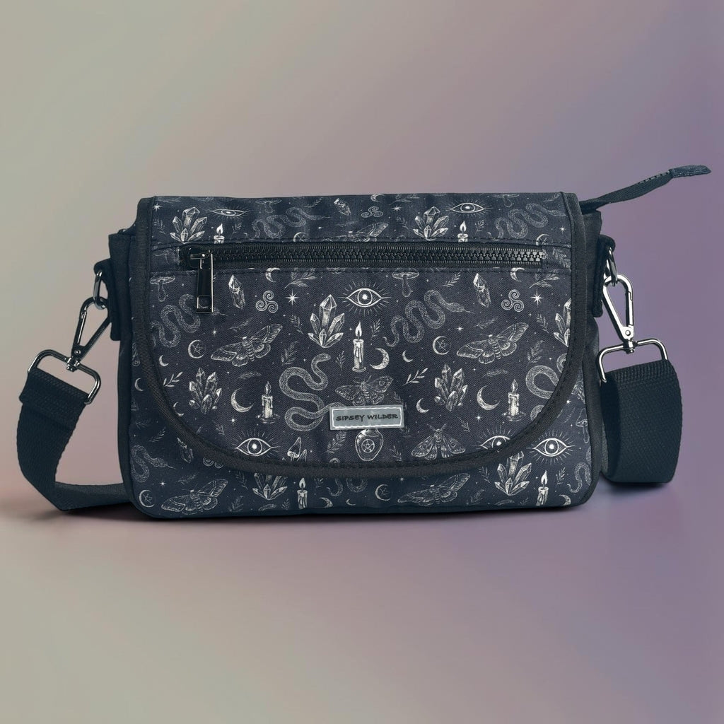 WANDERWITCH STRIDE CROSSBODY BAG