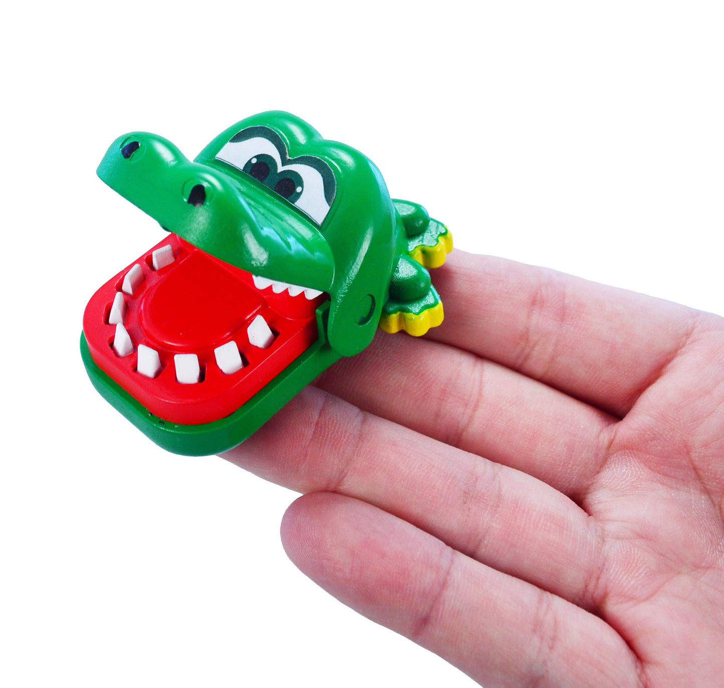 WORLD'S SMALLEST CROCODILE DENTIST