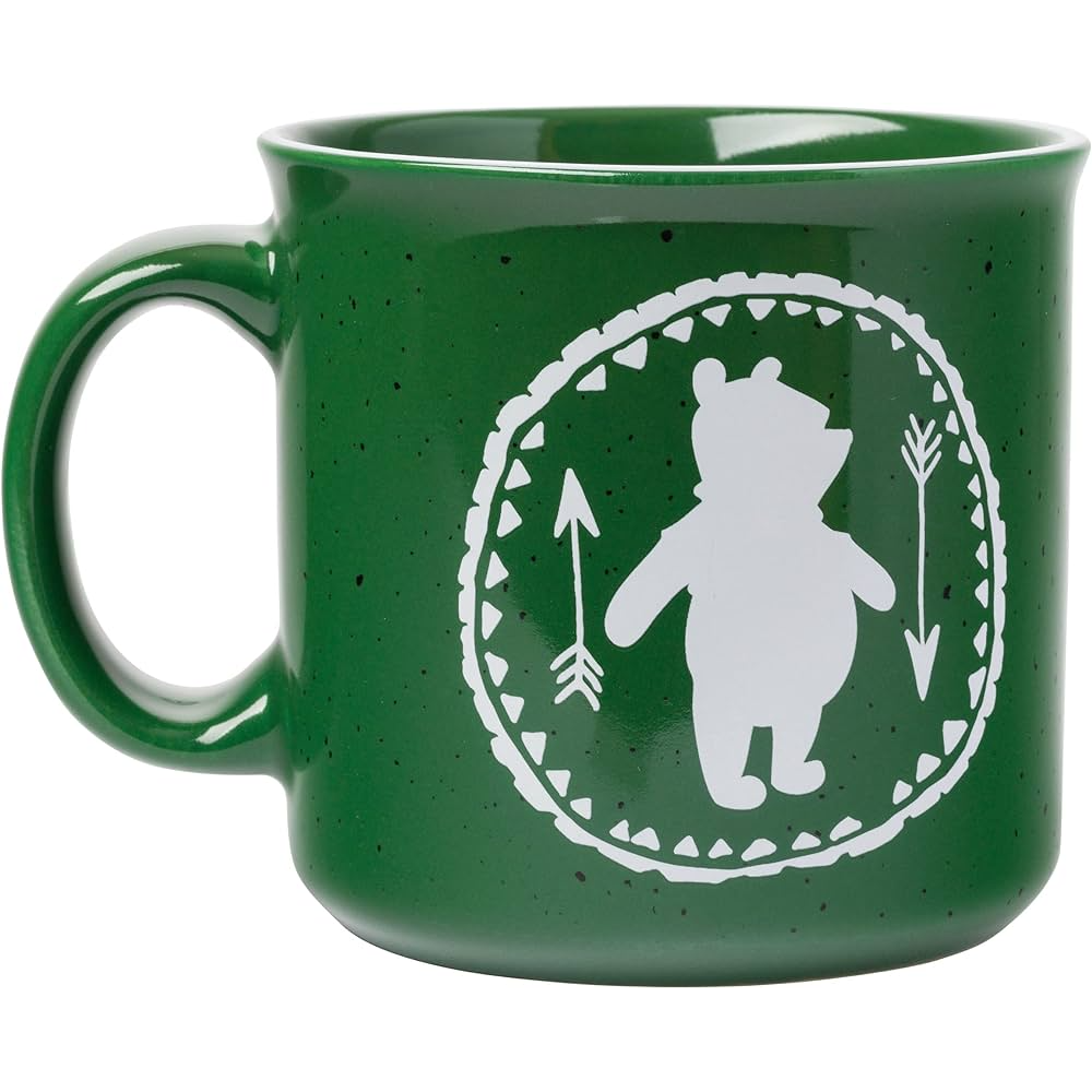 WINNIE THE POOH CAMPER MUG
