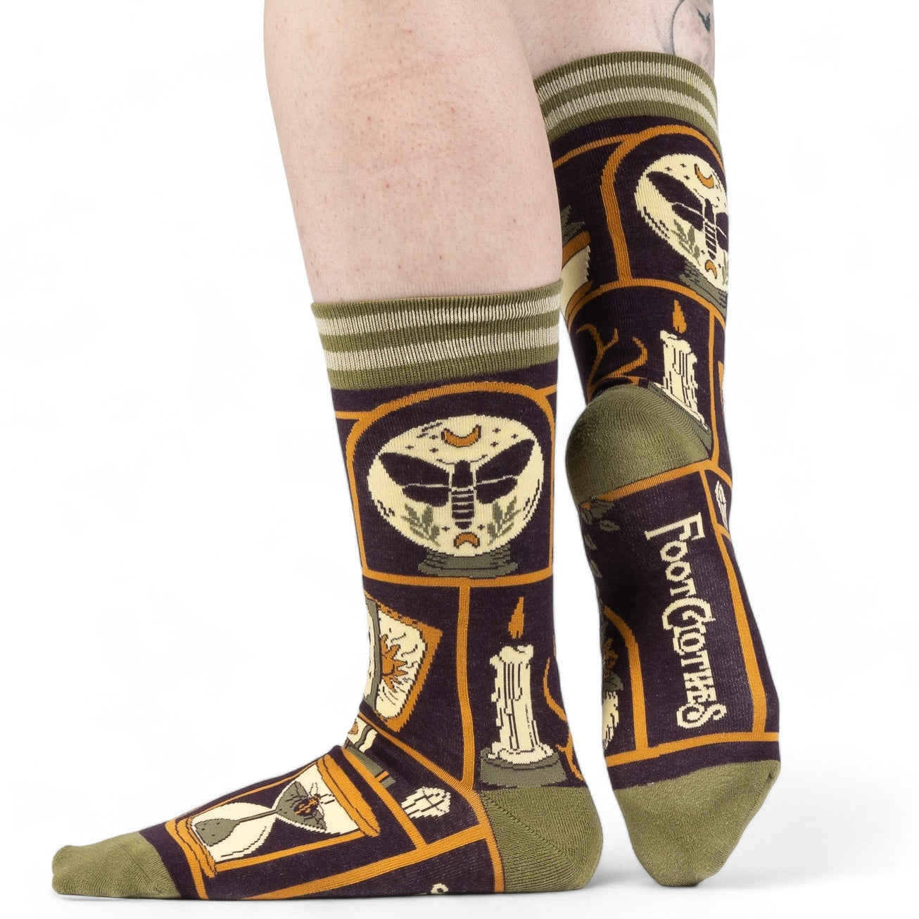 CABINET OF CURIOSITIES CREW SOCKS BY FOOTCLOTHES