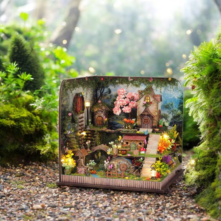 FAIRY HOUSE: DIY MINIATURE HOUSE KIT