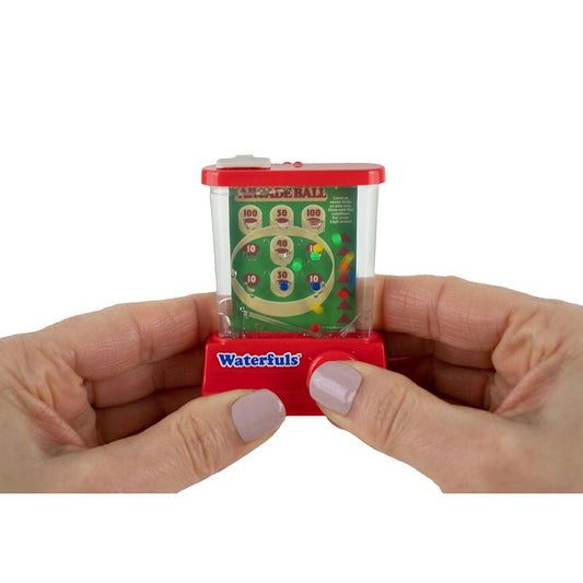 WORLD'S SMALLEST WATERFULS PLAYSET