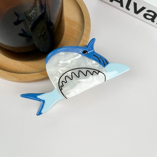 SHARK BITE HAIR CLAW