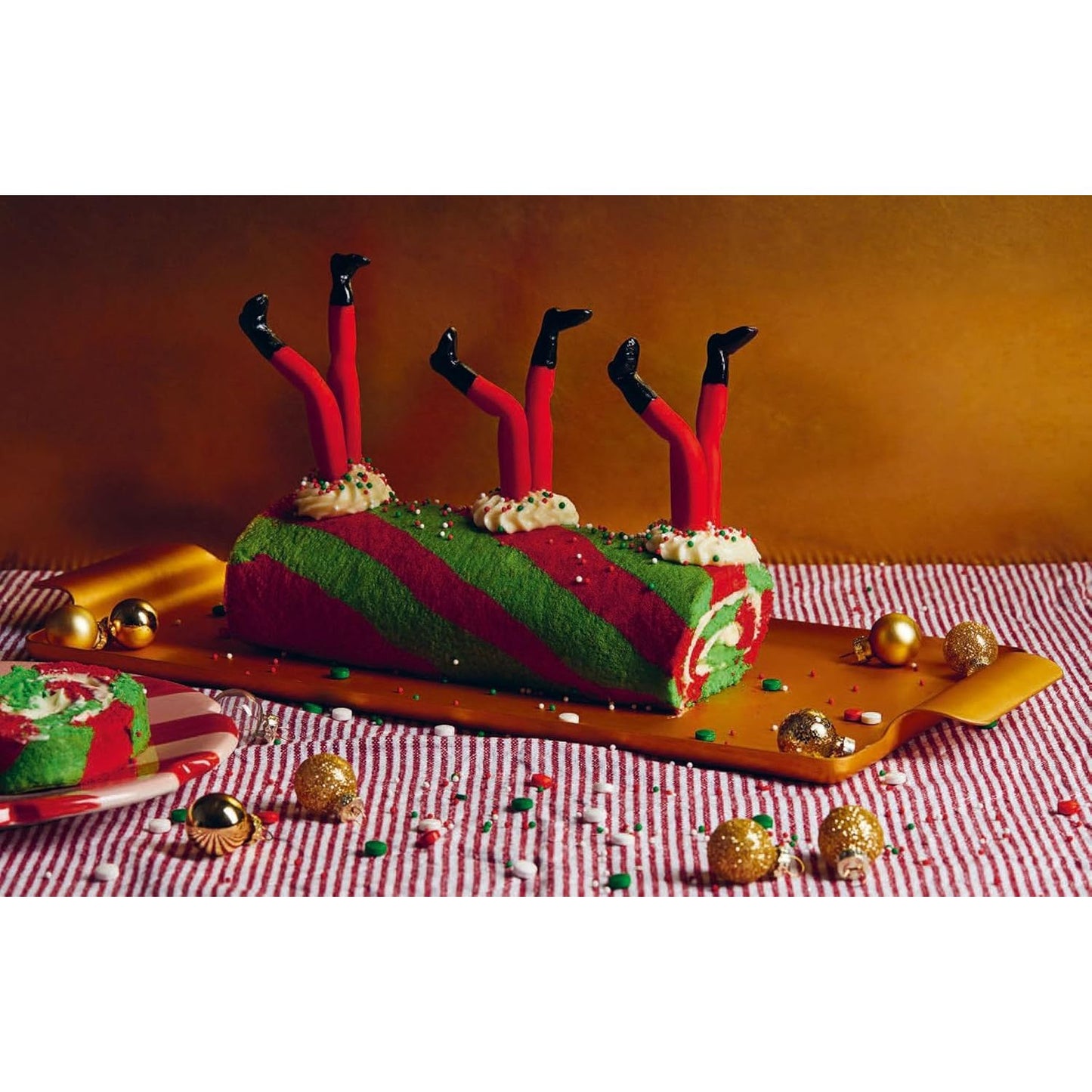 THE BOOK OF GINGERBREAD BY HELENA GARCIA