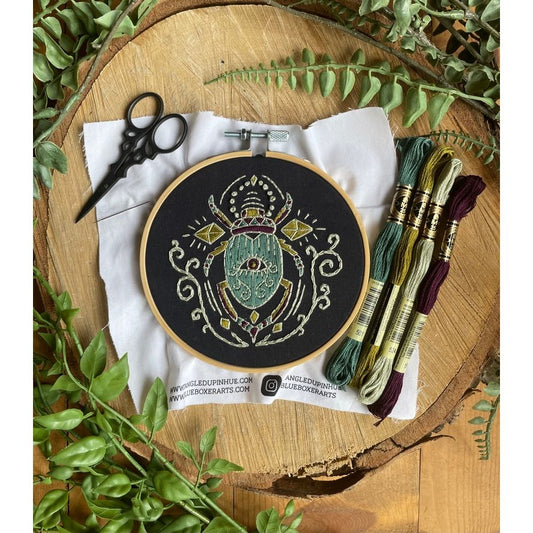 EYES WIDE BEETLE EMBROIDERY KIT
