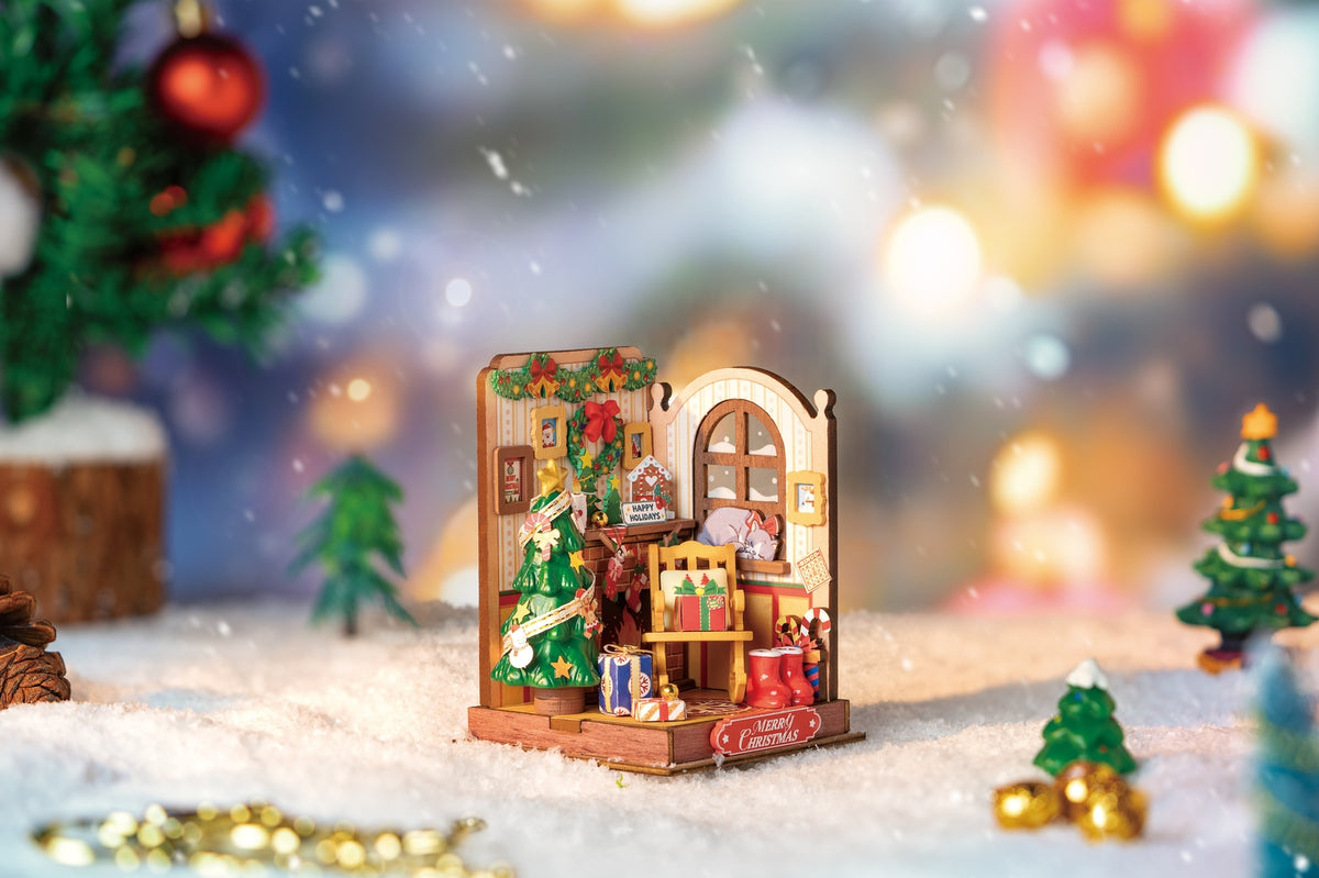 ROLIFE CHRISTMAS FIREPLACE DIY MINIATURE HOUSE KIT