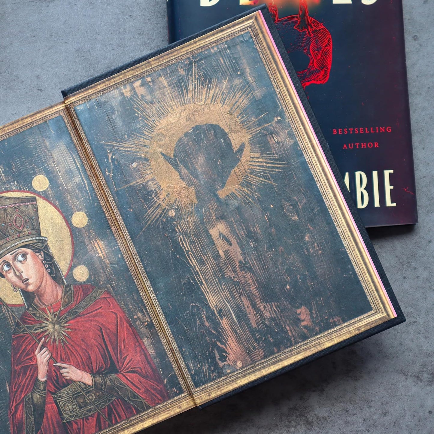 THE DEVILS BY JOE ABERCROMBIE