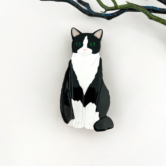 BLACK AND WHITE CAT CLAW CLIP