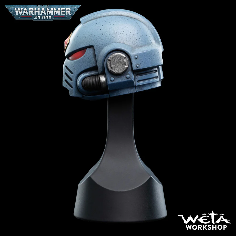WARHAMMER SPACE WOLVES MINIATURE HELMET REPLICA