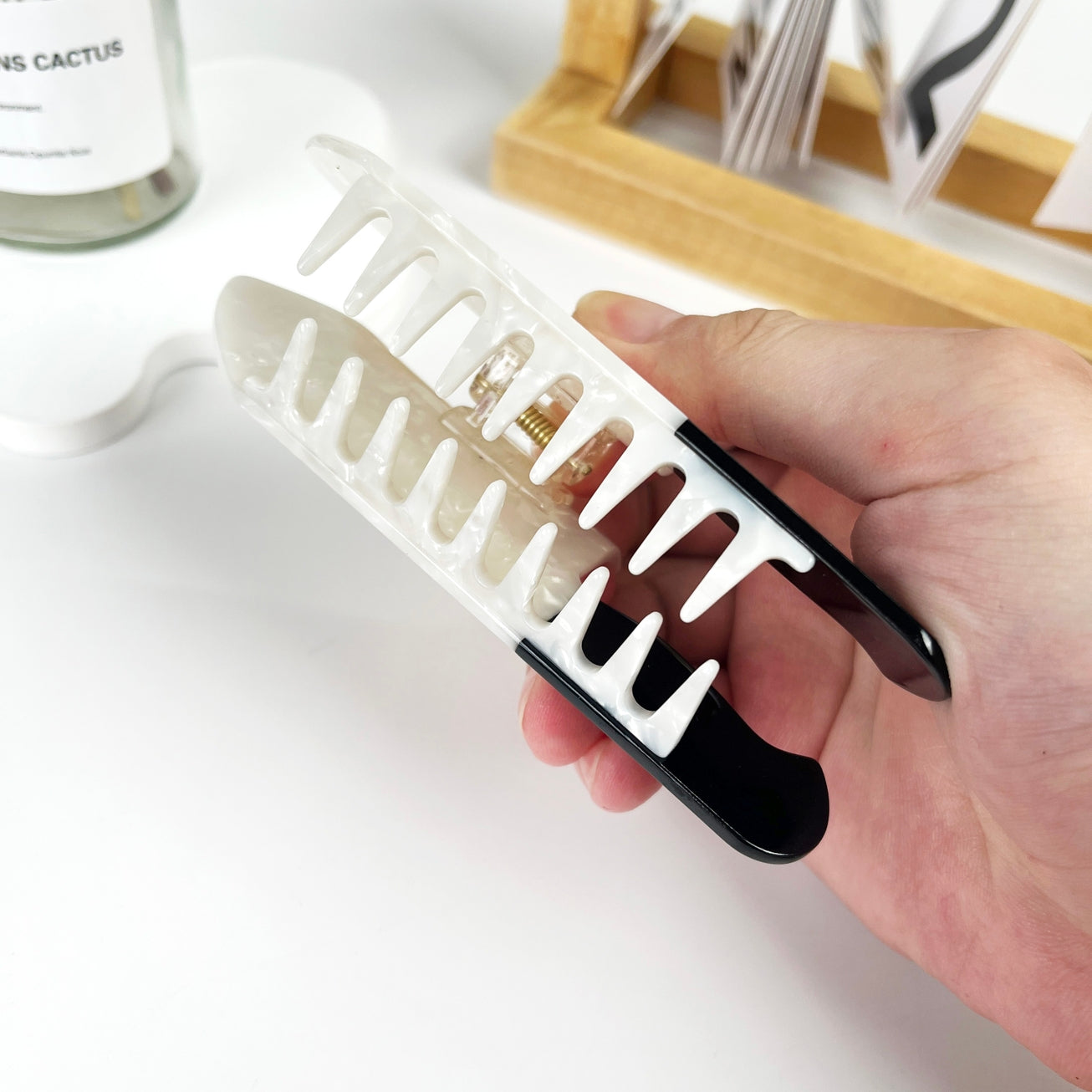 SLASHER KNIFE HORROR HAIR CLAW CLIP