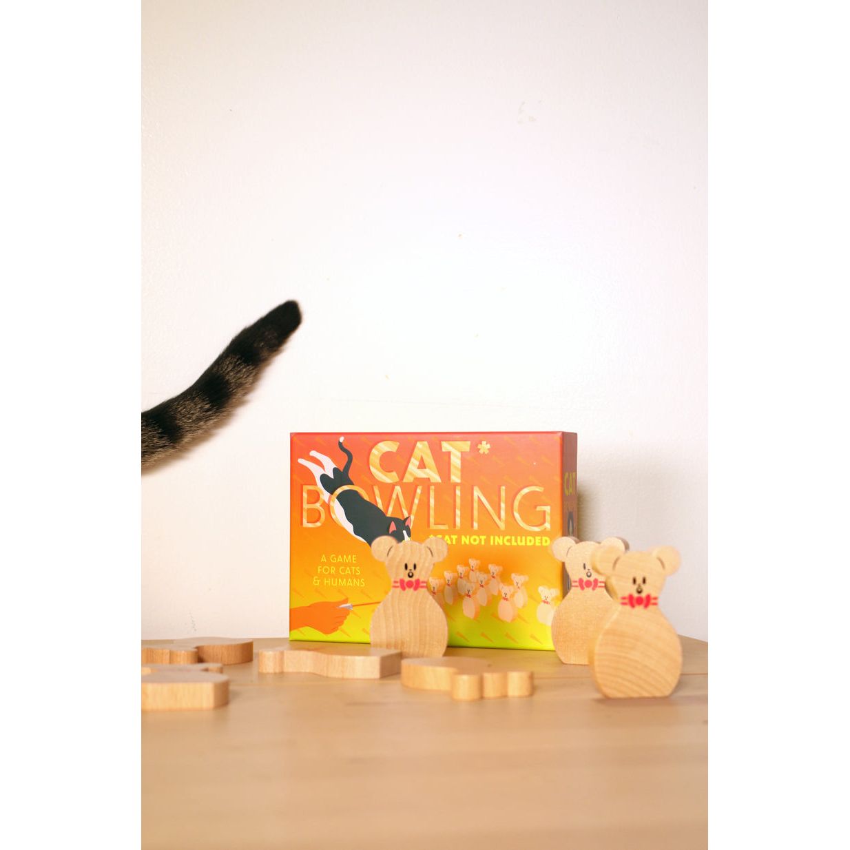 CAT BOWLING