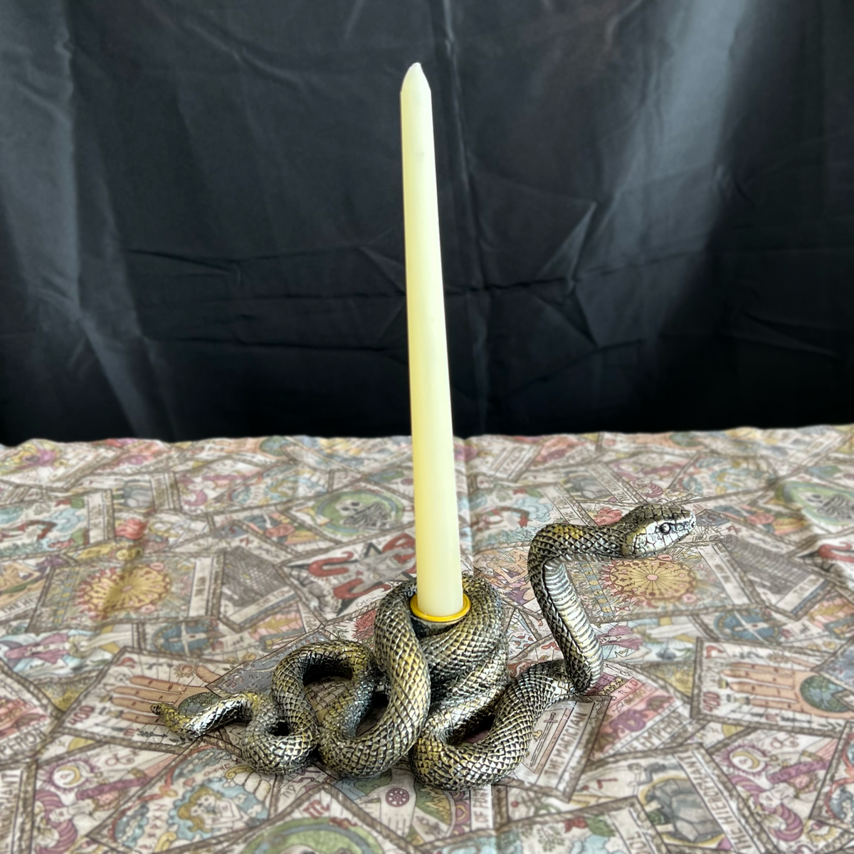 SNAKE CANDLE HOLDER