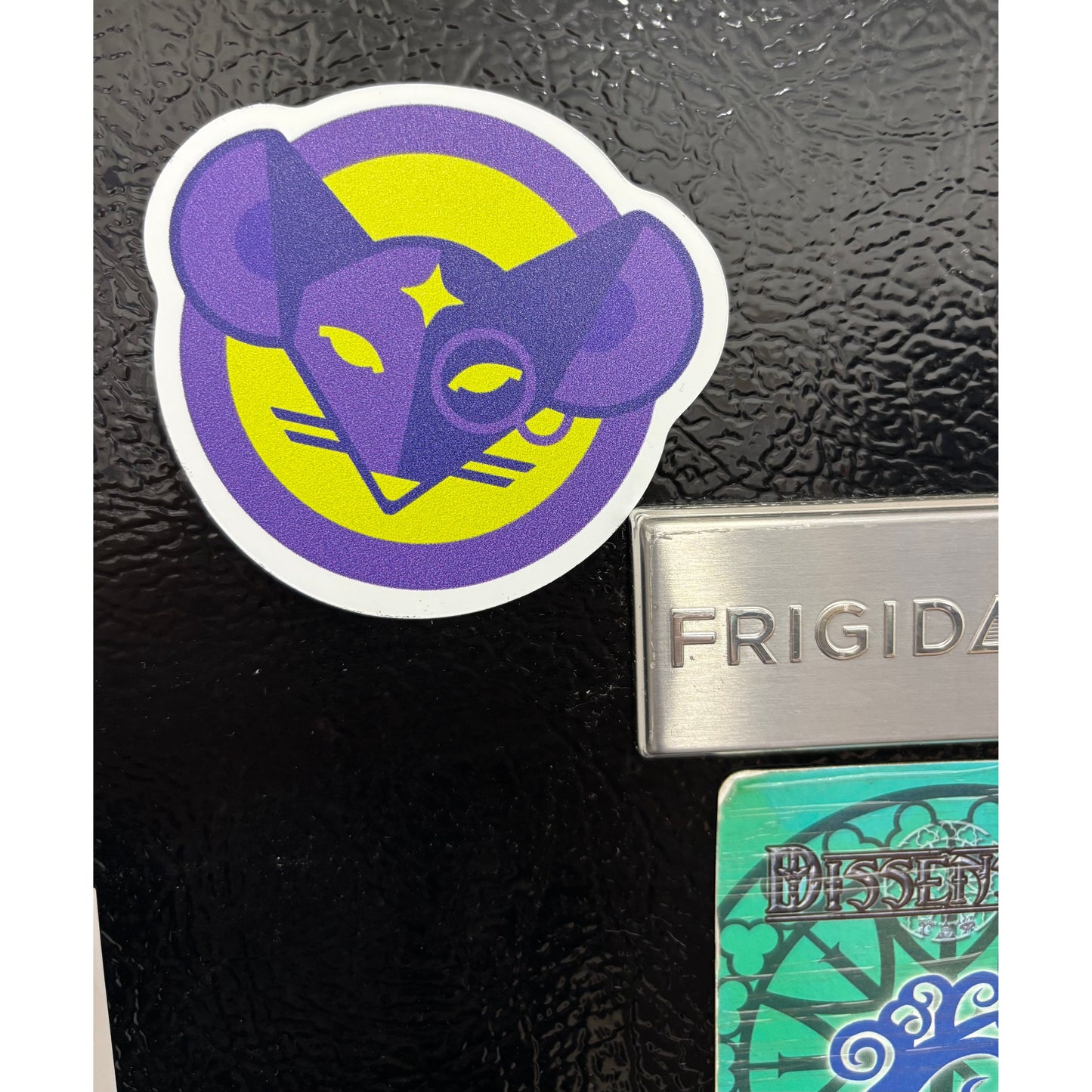 GAMES AND STUFF 3" MISCHIEF MAGNET