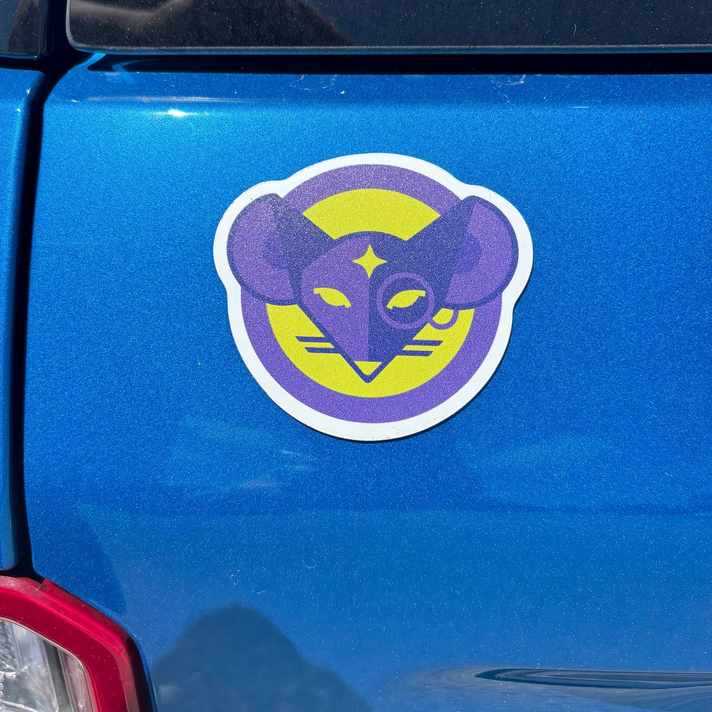 GAMES AND STUFF 3" MISCHIEF MAGNET