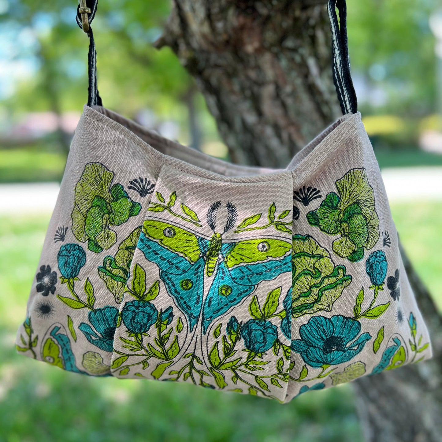 LUNA MOTH PRINT BAG PURSE