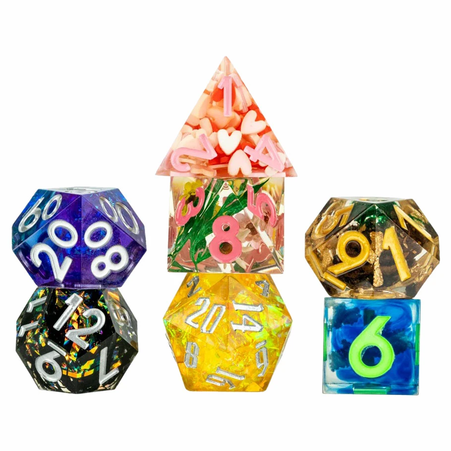FANROLL MISFIT DICE: ADOPT A MISFIT SHARP EDGE DICE SET