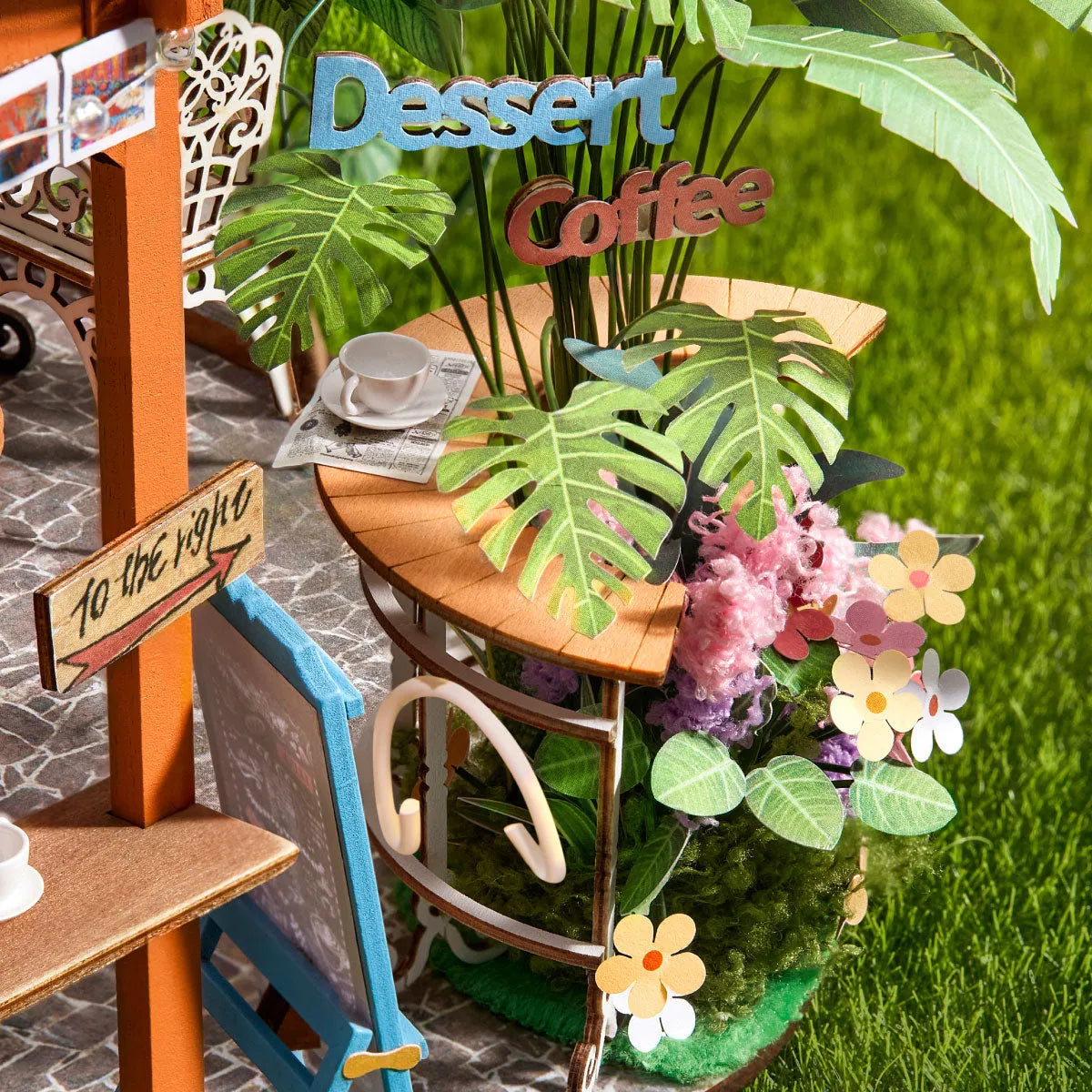 LEAFTREE CAFE DIY MINIATURE HOUSE (DH201)