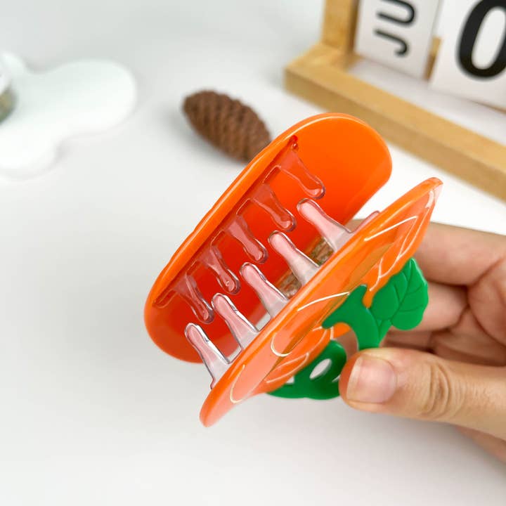 CUTE PUMPKIN HAIR CLAW