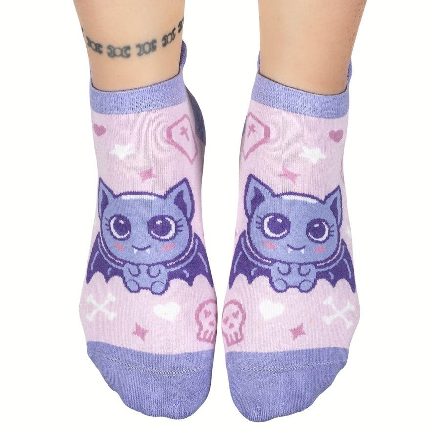 WIDDLE BAT GUY ANKLE SOCKS BY FOOTCLOTHES